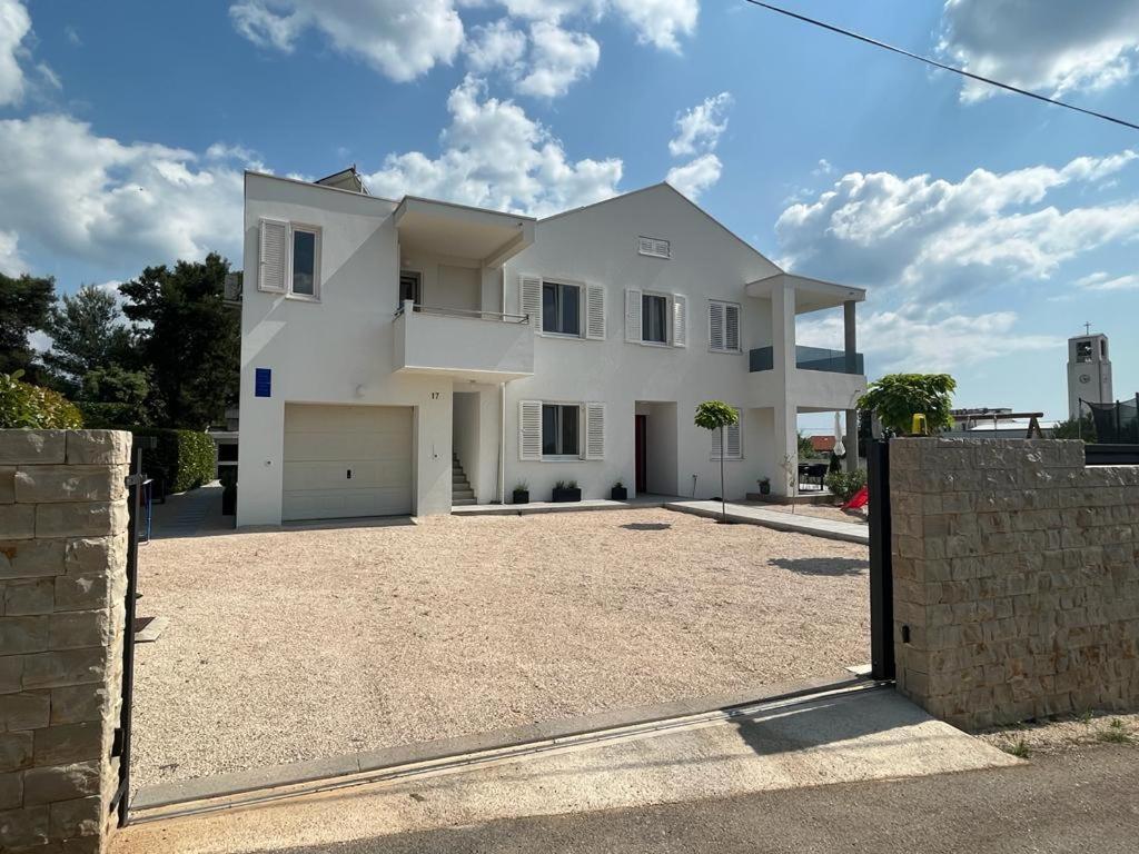 Haus Dalmatia With Heated Pool Apartment Bibinje Exterior photo